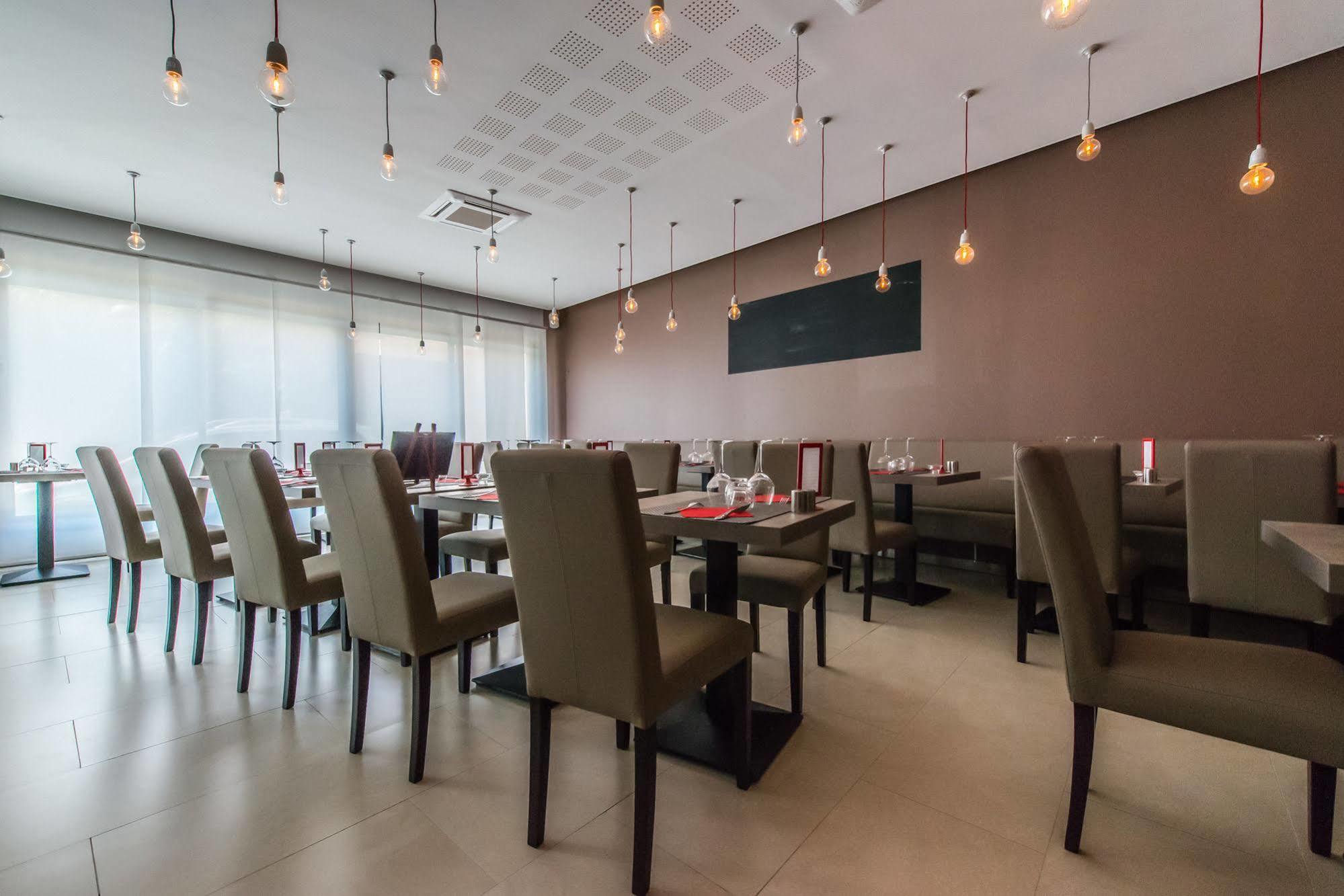 Holidays & Work Hotel Sanary-sur-Mer Ngoại thất bức ảnh